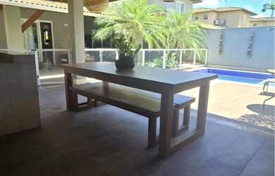 Imagem: A casa em condomínio à venda possui 4 Dormitórios, 5 Banheiros