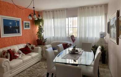 Imagem: O apartamento possui 3 Dormitórios, 1 Banheiro, 1 Vaga na garagem