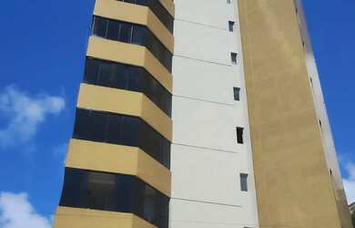 Imagem 2: Candelária, 1 apto. p/andar, 170 m2 área útil, 4 quartos 2 suítes...