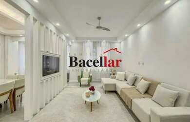 Imagem: O apartamento possui 3 Dormitórios, 2 Banheiros, 1 Vaga na