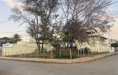 Imagem: A casa possui 600m² de Área e está localizado em Carmelo