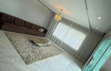 Imagem: A casa possui 5 Dormitórios, 5 Banheiros, 5 Vagas na garagem