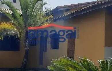 Imagem: A casa possui 2 Dormitórios, 1 Banheiro, 4 Vagas na garagem