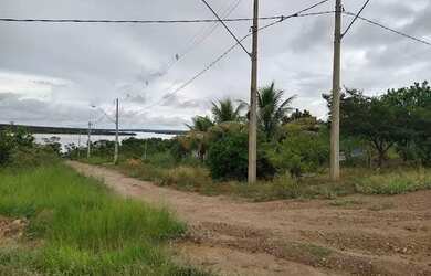 Imagem: O terreno possui 900m² de Área e está localizado em Serra