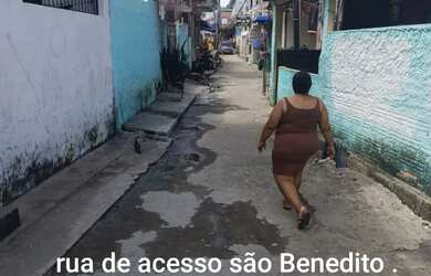 Imagem: A casa possui 3 Dormitórios, 4 Banheiros e está localizado