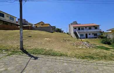 Imagem: O terreno possui 360m² de Área e está localizado em Ogiva