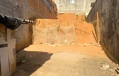 Imagem: O terreno possui 150m² de Área, Imóvel novo e está localizado