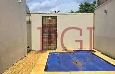 Imagem: A casa em condomínio possui 4 Dormitórios, 5 Banheiros, 4