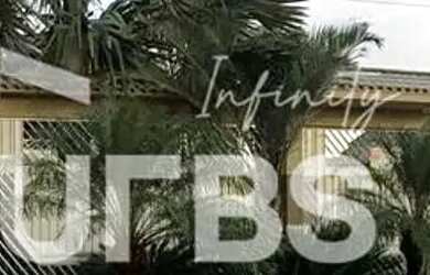 Imagem: A casa possui 4 Dormitórios, 4 Banheiros, 4 Vagas na garagem