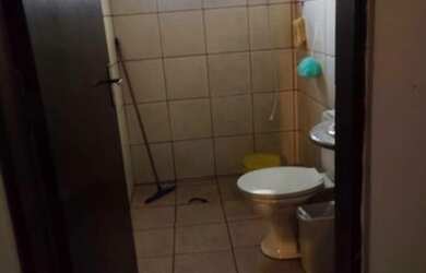 Imagem 10: Exelente investimento 2 casas e 1 salão alugados R$ 2.700 terr 10 x 25...