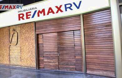 Imagem: O depósito possui 2 Vagas na garagem, 83m² de Área e está