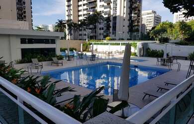 Imagem: O apartamento possui 3 Dormitórios, 2 Banheiros, 2 Vagas na