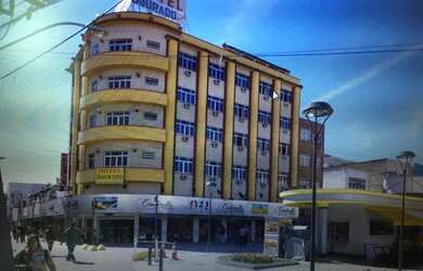 Imagem: O depósito possui 999m² de Área e está localizado em Centro