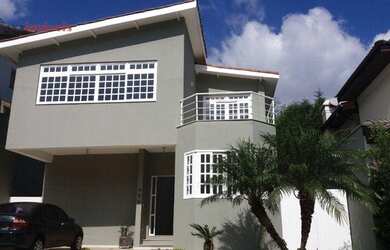 Imagem: A casa em condomínio possui 3 Dormitórios, 5 Banheiros, 3