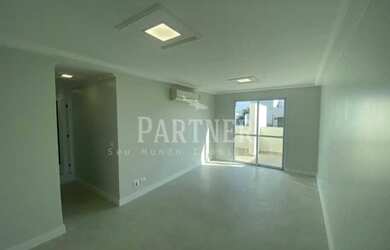 Imagem: O apartamento na cobertura possui 3 Dormitórios, 2 Banheiros