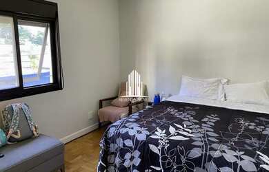 Imagem 5: Casa com 4 Quartos e 6 banheiros à Venda, 300 m² por R$ 2.200.000