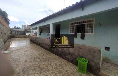 Imagem: A casa em condomínio possui 3 Dormitórios, 1 Banheiro, 3 Vagas