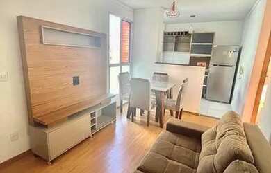 Imagem: O apartamento possui 2 Dormitórios, 1 Banheiro, 1 Vaga na garagem