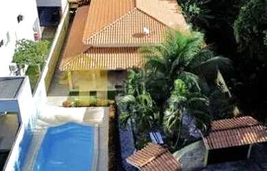 Imagem: A casa em condomínio possui 4 Dormitórios, 4 Banheiros, 3