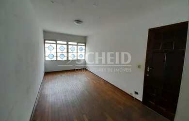 Imagem: A casa possui 2 Dormitórios, 2 Banheiros, 2 Vagas na garagem