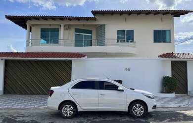 Imagem: A casa em condomínio possui 4 Dormitórios, 4 Banheiros, 4
