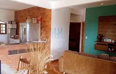 Imagem: A casa possui 2 Dormitórios, 1 Banheiro, 110m² de Área e