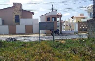 Imagem: O terreno possui 200m² de Área e está localizado em Ponta