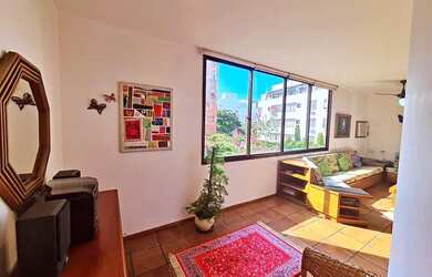 Imagem 2: OPORTUNIDADE AMPLO APARTAMENTO, MUITO BEM LOCALIZADO, 04 DORMITÓRIOS