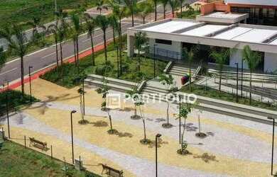 Imagem: O terreno possui 300m² de Área e está localizado em Jardins