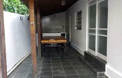 Imagem: A casa para alugar possui 2 Dormitórios, 1 Banheiro e 90m²