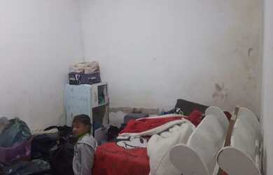 Imagem: A casa possui 2 Dormitórios, 1 Banheiro, 1 Vaga na garagem