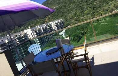 Imagem: O apartamento na cobertura possui 4 Dormitórios, 5 Banheiros