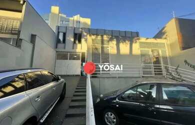 Imagem: O depósito possui 3 Vagas na garagem, 286m² de Área e está