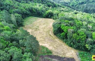 Imagem: A fazenda possui 200.000m² de Área e está localizado em