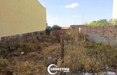 Imagem: O terreno possui 300m² de Área e está localizado em Jardim