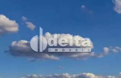 Imagem: O terreno possui 354m² de Área e está localizado em Segismundo