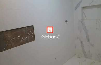 Imagem 9: Apartamento em Montes Claros, no bairro Sagrada Família, à venda