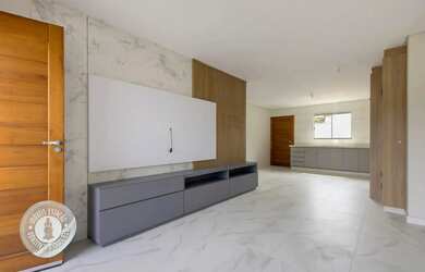 Imagem 5: Sobrado em Indaial. Imóvel mobiliado, Varanda, 99m² de Áreae2 Vagas...