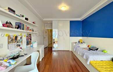 Imagem 9: COPACABANA, ESPAÇO, METRÔ, VERDE, ACHEI