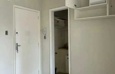 Imagem 8: Imóvel para aluguel tem 48 metros quadrados com 1 quarto em Flamengo...