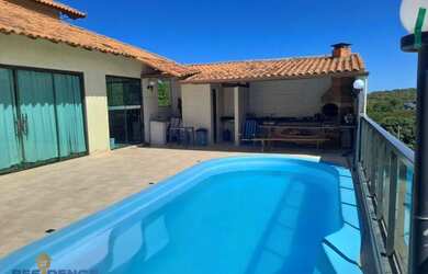 Imagem: A casa em condomínio possui 4 Dormitórios, 4 Banheiros, 5