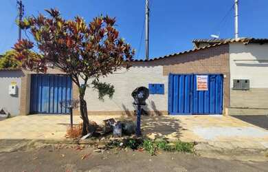 Imagem: A casa possui 1 Dormitório, 1 Banheiro, 50m² de Área e está