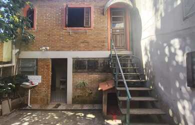 Imagem: A casa possui 1 Dormitório, 1 Banheiro, 40m² de Área e Imóvel