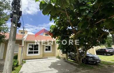 Imagem: A casa em condomínio possui 2 Dormitórios, 1 Banheiro, 2 Vagas