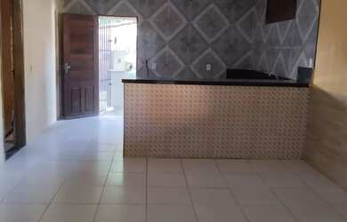 Imagem: A casa possui 2 Dormitórios, 2 Banheiros, 1 Vaga na garagem