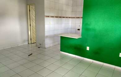 Imagem: A kitnet possui 1 Dormitório, 1 Banheiro, 1 Vaga na garagem