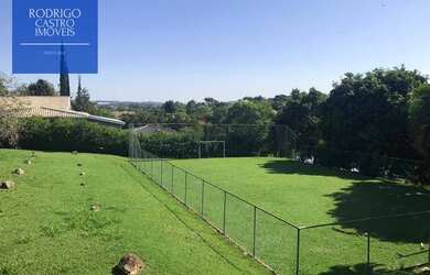 Imagem: O terreno possui 2.500m² de Área e está localizado em Colinas