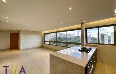 Imagem: O apartamento possui 4 Dormitórios, 5 Banheiros, 4 Vagas na