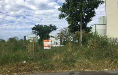 Imagem: O terreno possui 450m² de Área e está localizado em São