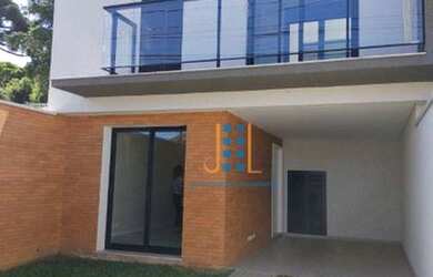 Imagem: A casa em condomínio possui 3 Dormitórios, 2 Banheiros, 2